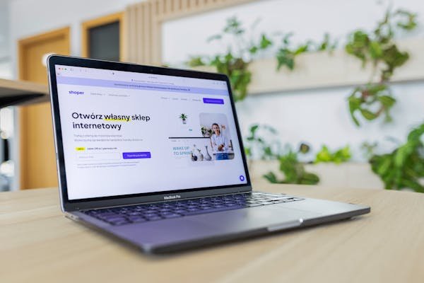 Optimisez votre développement commercial avec le crm yellowbox